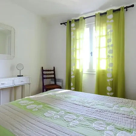 Holiday Home In Bormes-Les-Mimosas With Pool Holiday home